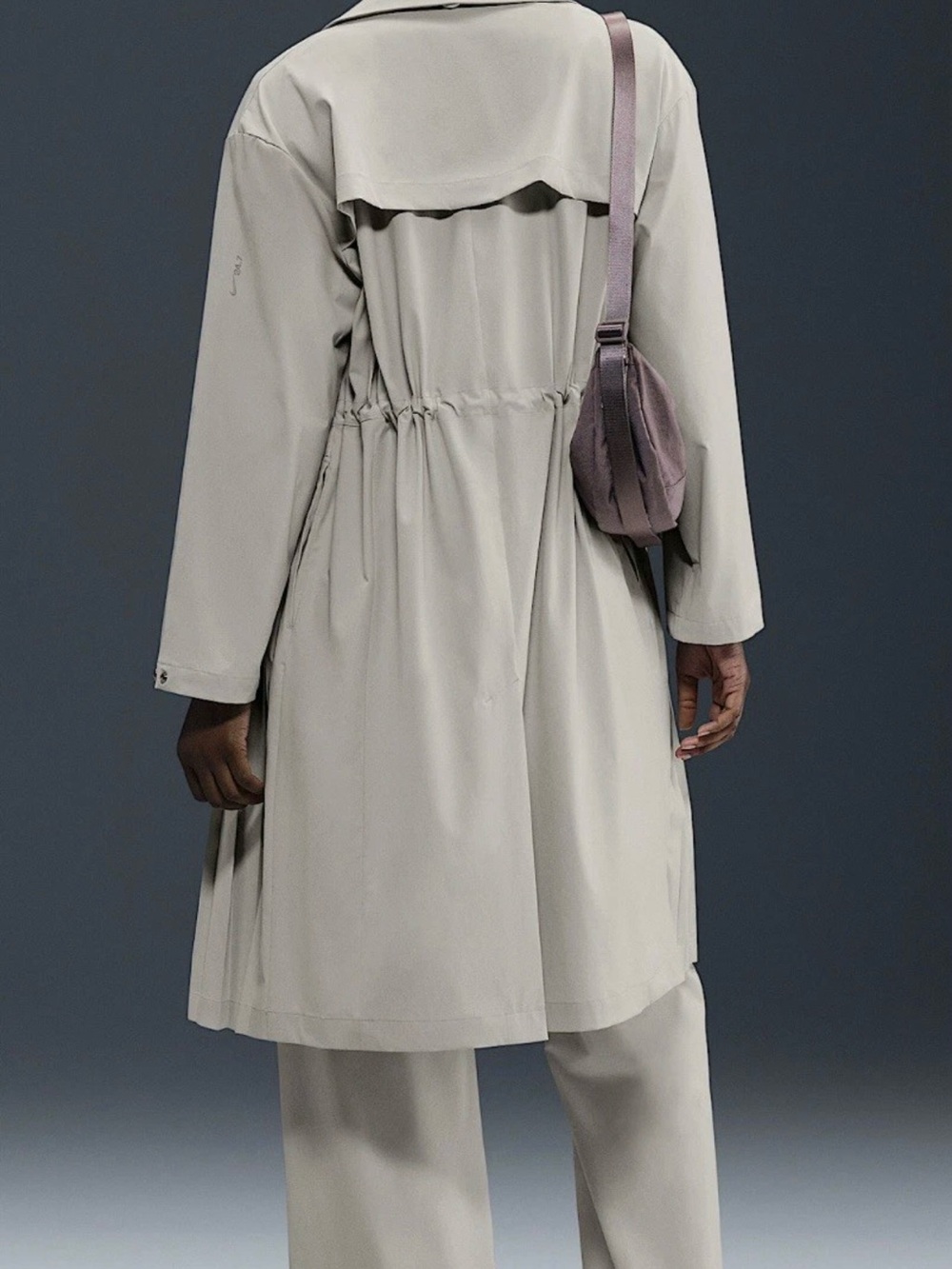 Nike 24.7 Perfect Stretch Dri-Fit Oversize Trench Coat - Picture 4 of 11